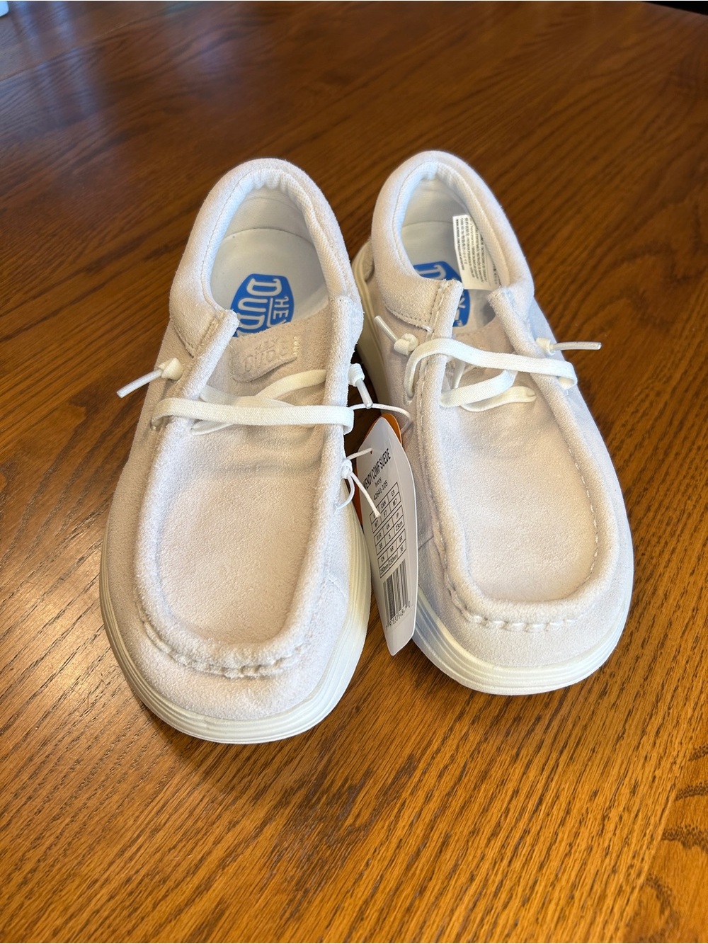 Women’s Ivory Suede Hey Dudes Sz 7